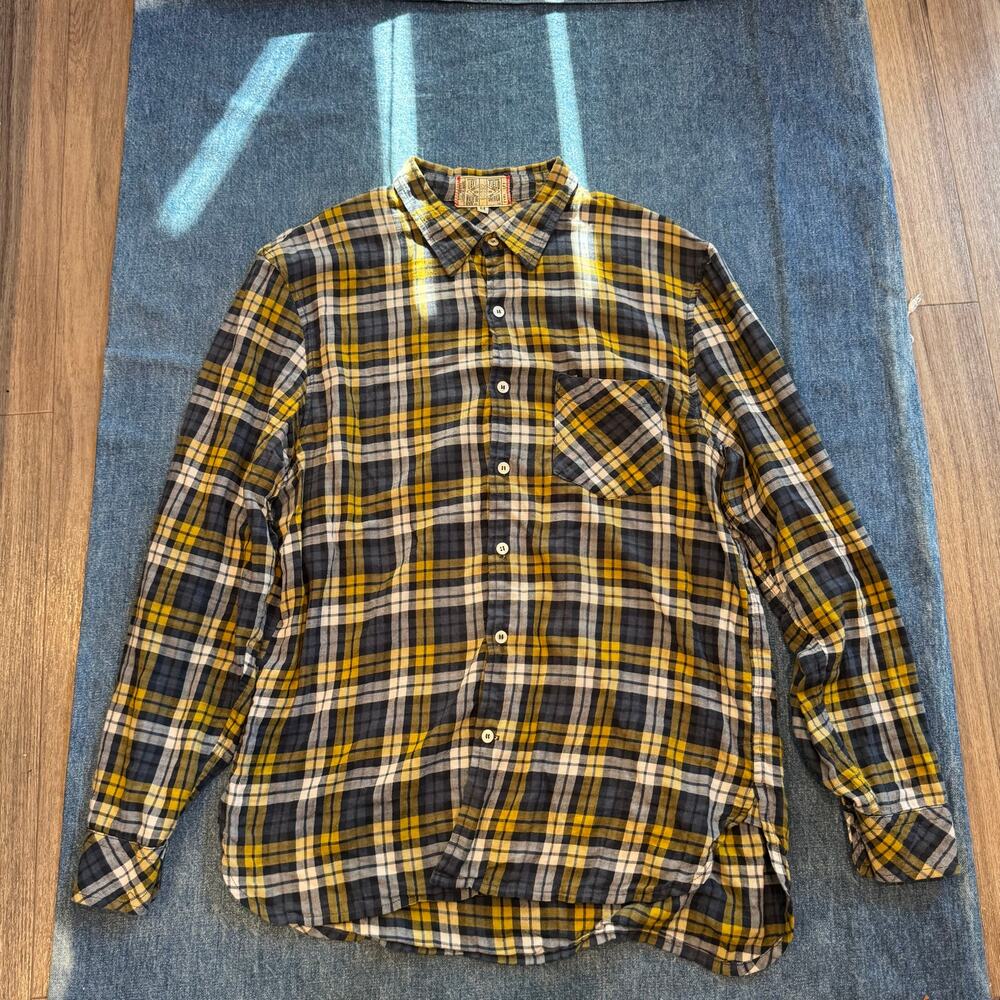 Left Field Flannel 100% cotton Japanese fabric Made in USA Size Medium